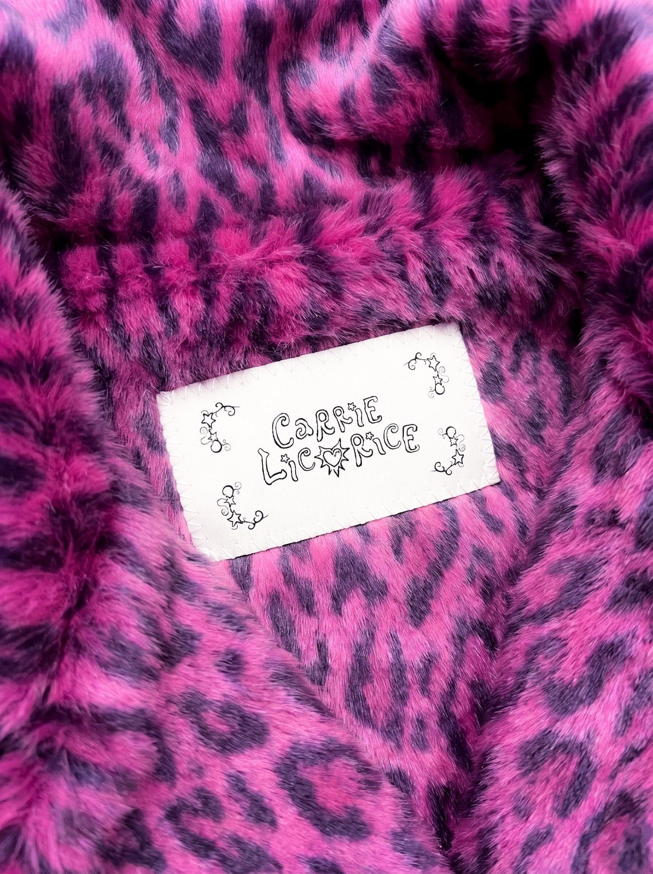Metki Carrie Licorice